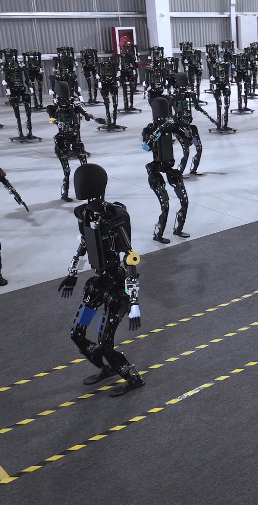 AC米兰开启通用机器人商用量产